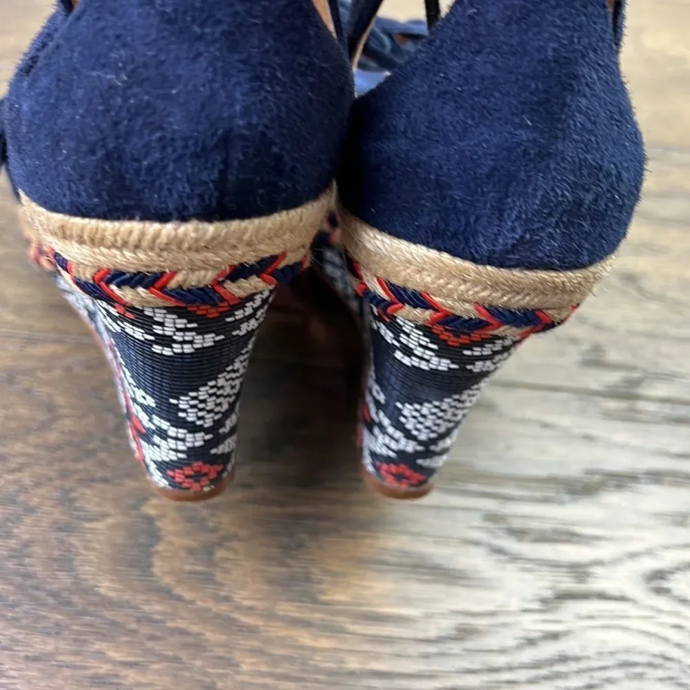 CABI Isla Wedge Navy Suede #6001 Sz 6 EUC